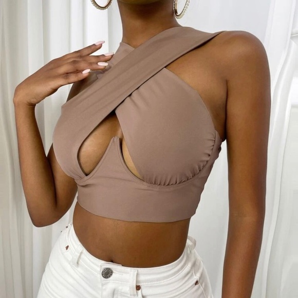 🌟tan cross wrap top - Picture 2 of 3